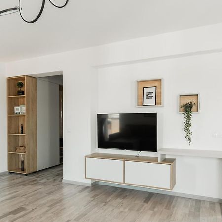 Skylark - Singapore Penthouse With Jacuzzi & Panoramic View Braşov Exteriör bild